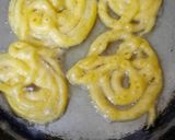 A picture of step 3 of Jalebee.