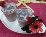 Strawberry Smoothie with Chia Seeds recipe step 2 photo