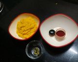 A picture of step 3 of Emoji mango kalakand ladoo.