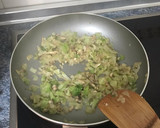 Foto del paso 2 de la receta: Gyozas fáciles y económicas