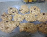 Foto del paso 3 de la receta: Deliciosas galletas de avena y pasas