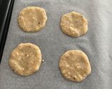 Foto del passaggio 6 della ricetta 235 • Biscotti croccanti con frutta secca e albumi