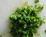 Foto del paso 3 de la receta: Minihamburguesas de lentejas con ensalada de rúcula