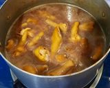 Hình bước làm 4 của món Chân gà kho nước tương