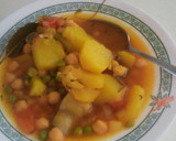 Foto del paso 8 de la receta: Potajito de garbanzos con pollo