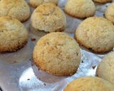 Foto langkah ke 3 dari resep Coconut macaroons.