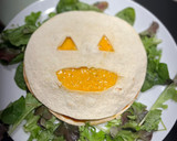 Foto del paso 5 de la receta: Quesadilla de carne para Halloween