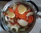 Foto del paso 1 de la receta: Bifes a la criolla