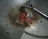 Foto langkah ke 3 dari resep Pindang Bumbu Sarden.