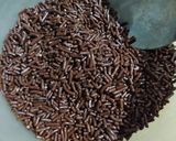 Foto langkah ke 3 dari resep 27. Bola bola ubi isi cokelat.