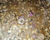 A picture of step 1 of Beans sauce.