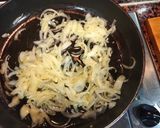 Foto del paso 2 de la receta: Calabaza frita con cebolla y huevo frito