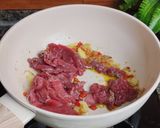 Foto langkah ke 2 dari resep Tumis Daging Pedas super simple.