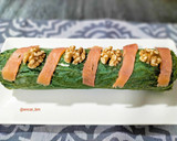 Foto del paso 6 de la receta: Rollo de espinacas con salmón ahumado y mousse de queso con nueces