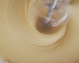 Foto del paso 6 de la receta: Bizcocho de petitsuisse de plátano con gotas de chocolate