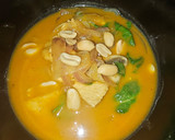 Foto del paso 6 de la receta: Sopa de pollo, fideos de arroz, espinacas y cilantro
