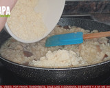Foto del paso 7 de la receta: Risotto de setas y parmesano