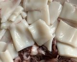 Foto del paso 4 de la receta: Paella de frutos del mar con gambones congelados
