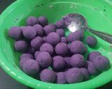 Foto langkah ke 1 dari resep Kolak pisang dan bola ubi ungu.