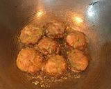 A picture of step 4 of Cabbage Manchurian.