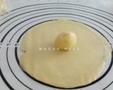 Foto langkah ke 3 dari resep Bolen pisang tanpa korvet kulit bersap rontok.