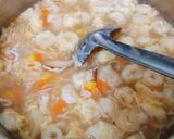 Hình bước làm 4 của món Soup tôm bong bóng cá