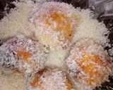 A picture of step 7 of Coconut milk candy.