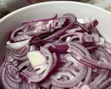 Foto del paso 1 de la receta: Cebolla morada encurtida (Apta fase2)