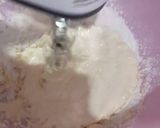 A picture of step 3 of Tiramisu cheesecake.
