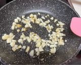 Foto del paso 2 de la receta: Gulas al ajillo