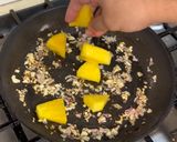 A picture of step 5 of Braised King Mackerel W/ Pineapple | Cá Thu Kho Khóm.