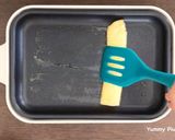 A picture of step 2 of Rolling omelette.