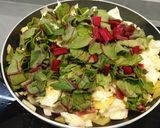 Foto del paso 4 de la receta: Tortilla de verduras de temporada
