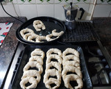 Foto del paso 10 de la receta: Medialunas de Grasa