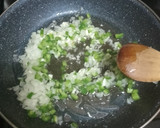 Foto del paso 2 de la receta: Pasta con salsa de carne y ensalada