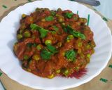 A picture of step 6 of Green peas MakhaniCurry.