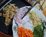 Foto langkah ke 3 dari resep Ayam Suwir Sambel Matah.