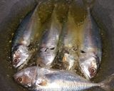 Foto langkah ke 1 dari resep Kembung Masak Woku.