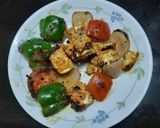 पनीर टिक्का - स्टार्टर (Paneer Tikka Recipe In Marathi) रेसिपी स्टेप 4 फोटो 