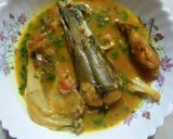 A picture of step 3 of Fish head curry with tomato.