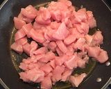 Foto del paso 1 de la receta: Pechuga de pavo con salsa de curry
