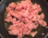 Foto del paso 1 de la receta: Pechuga de pavo con salsa de curry