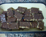 Foto del paso 3 de la receta: Barras maní con chocolate caseras tipo shot o block