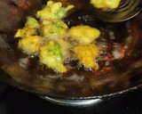 पालक आलू पकौड़ा कढ़ी (Palak aloo pakoda kadhi recipe in Hindi) रेसिपी चरण 4 फोटो