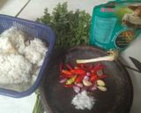Foto langkah ke 1 dari resep Nasi Goreng Kelor.