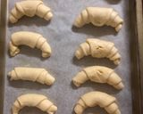 Hình bước làm 5 của món Japanese Shio Pan (Bánh mỳ mặn)