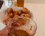 A picture of step 15 of Meatballs in Almond Sauce! 🧄🍞🧅.