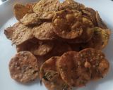 પૂરી (Poori Recipe in Gujarati) રેસીપી સ્ટેપ4ફોટો
