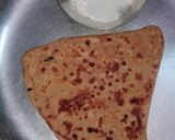 A picture of step 5 of Triangle chilli flakes parantha.