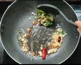 A picture of step 4 of Tangy garlic dal.